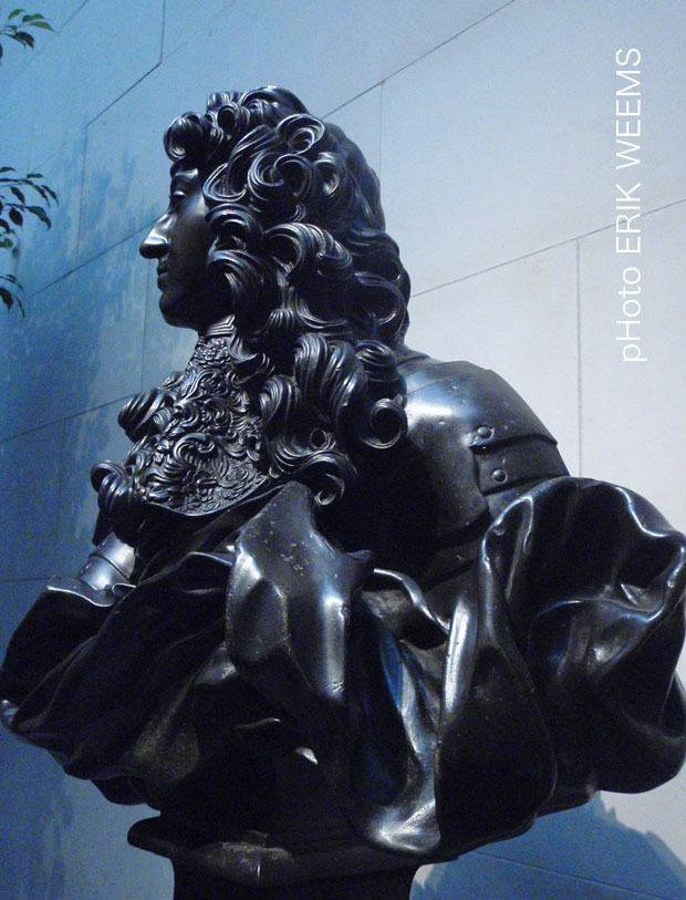 Profile Louise XIV Bronze Bust by Bernini
